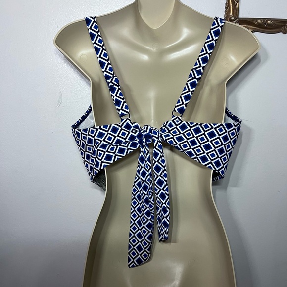 Beach House Women For Torrid Bikini Top New With Tag Size 18W Padded Tie Back A4 - Picture 4 of 11